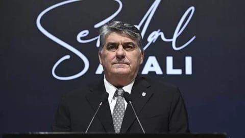 Serdal Adalı’dan başkan adaylığı hakkında flaş açıklama!