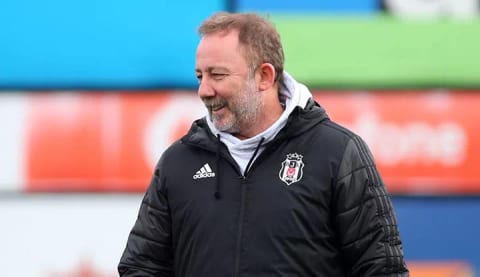 "Sergen hocanın alnından öpmek lazım"