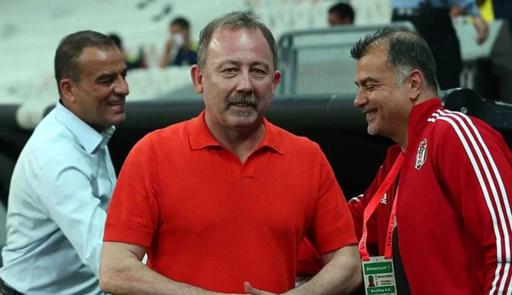 Sergen Yalçın, 3 ismin kadroda tutulmasını istedi!