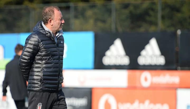 Sergen Yalçın performansını beğendi, derbide ilk 11'de!