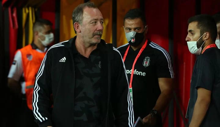 Sergen Yalçın, sağ bek için iki isme onay verdi!