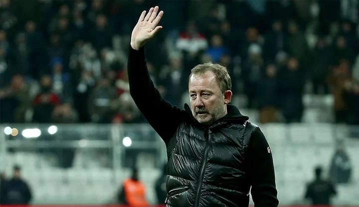Sergen Yalçın'dan 10 numara dokunuş