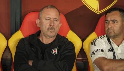 Sergen Yalçın’dan sert uyarı: “Oynamayan gider!”