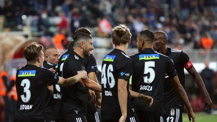 Sergen Yalçın'ın Ajax maçı planı netleşti