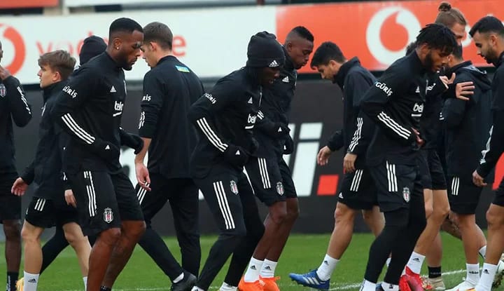 SON DAKİKA! Beşiktaş'ın ilk 11'i belli oldu!