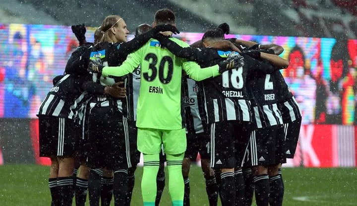 Beşiktaş'ın ilk 11'i belli oldu!
