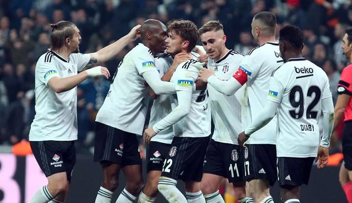 SON DAKİKA! Beşiktaş'ın ilk 11'i belli oldu!