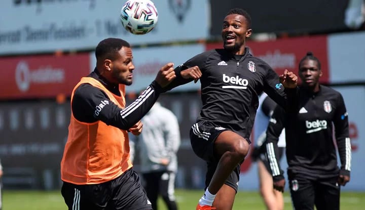 Beşiktaş'ın ilk 11'i belli oldu!