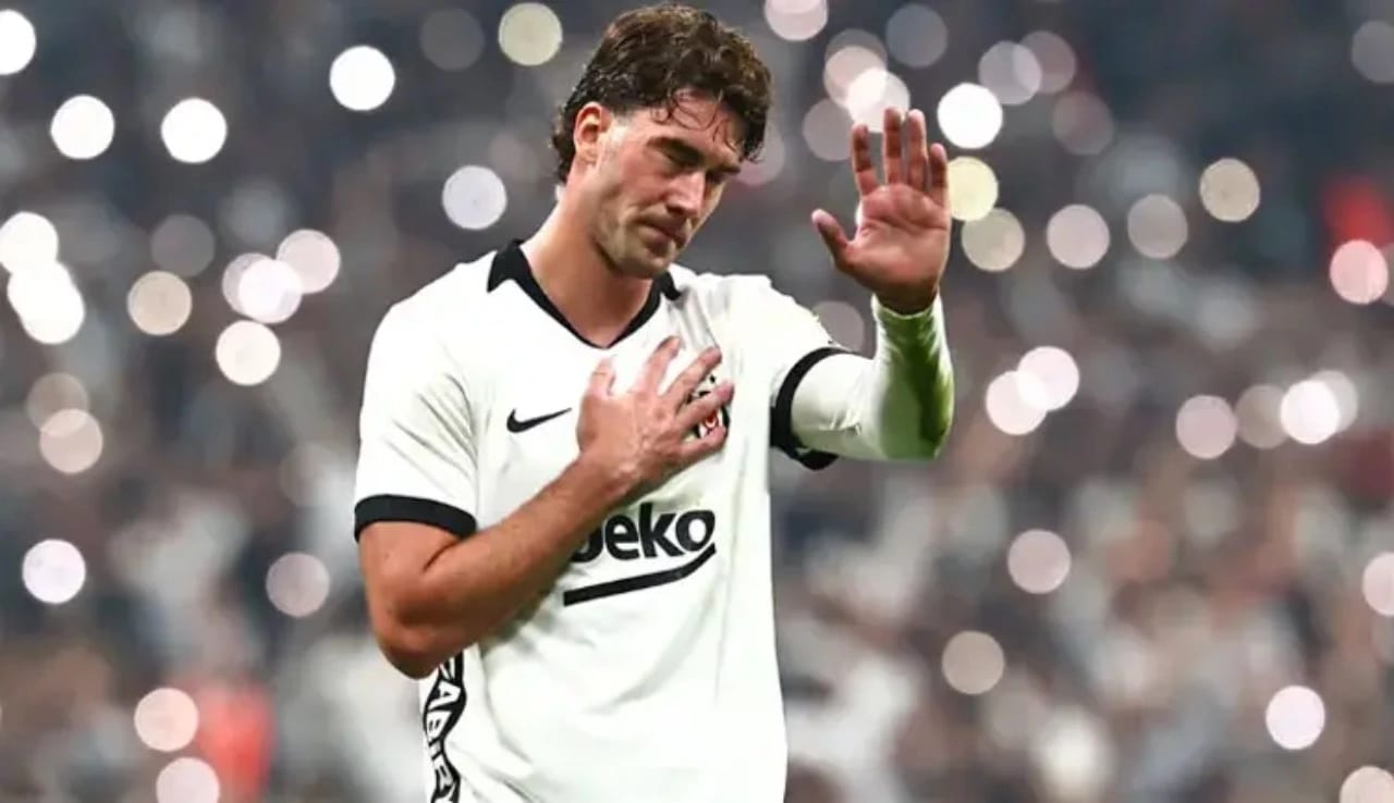 Beşiktaş’ta Vlahovic antrenmanda yer almadı!