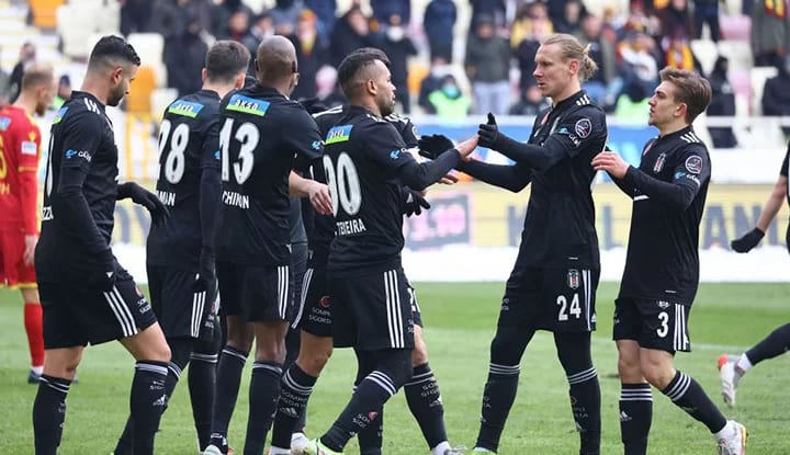 "Tek teselli 3-4 yıl önceki futboluna dönebilme umuduydu"