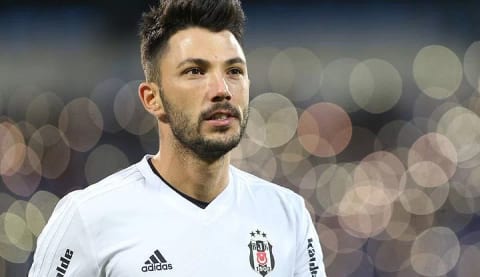 Tolgay Arslan derbideki favori takımını açıkladı!