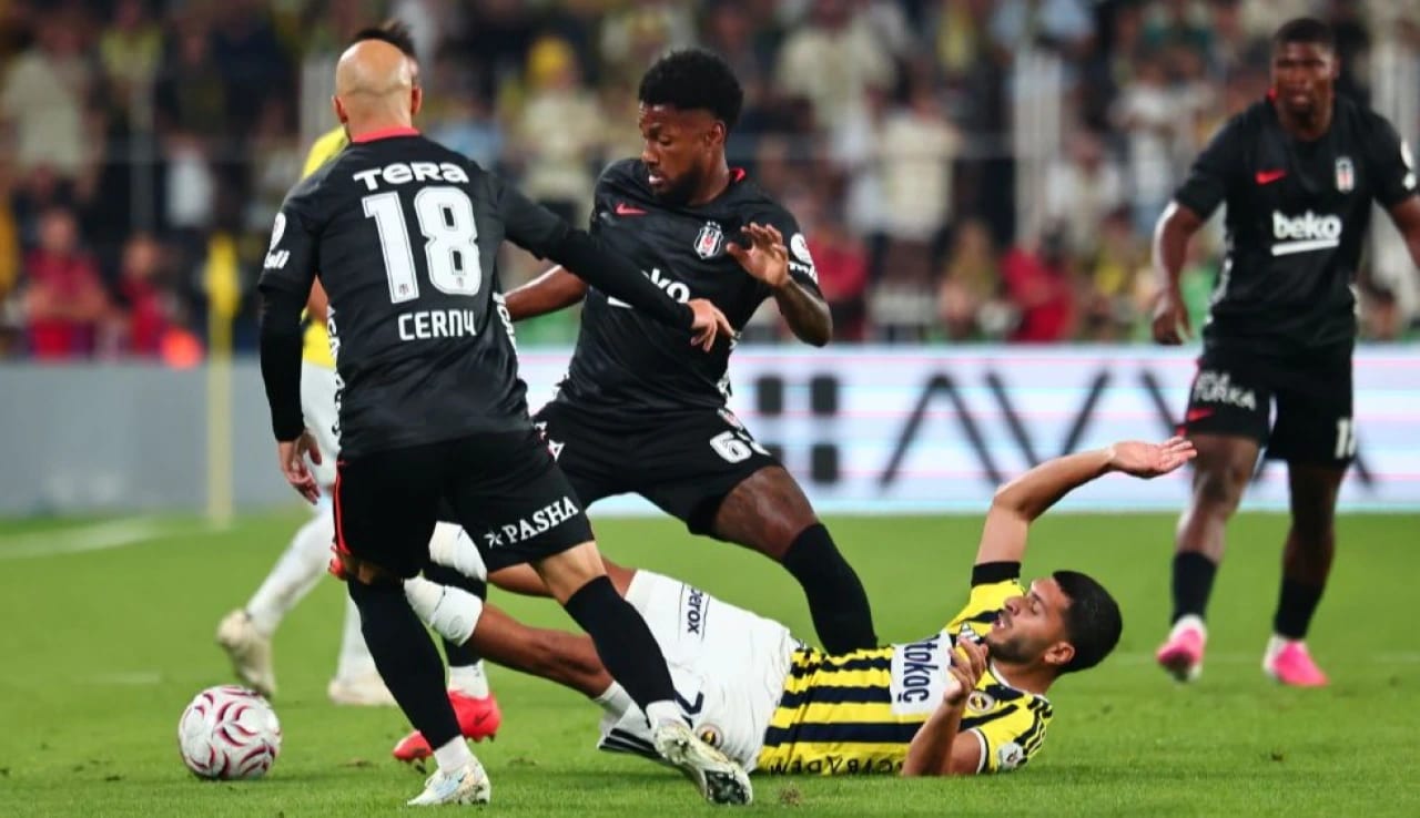 Trio ekibi Beşiktaş'ın verilmeyen golünü değerlendirdi!