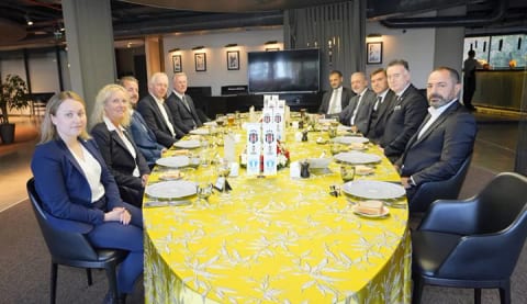 UEFA ve Malmö heyetlerine dostluk yemeği