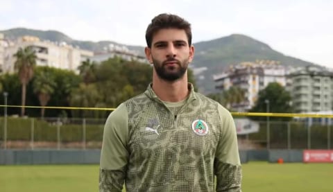 Ümit Akdağ’ın lisansı çıktı!