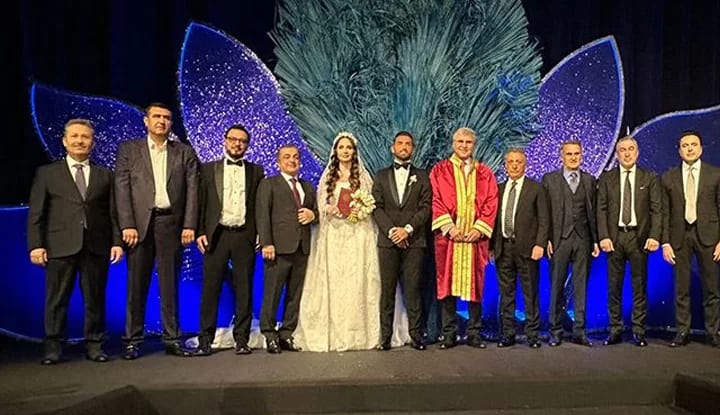 Umut Meraş evlendi!