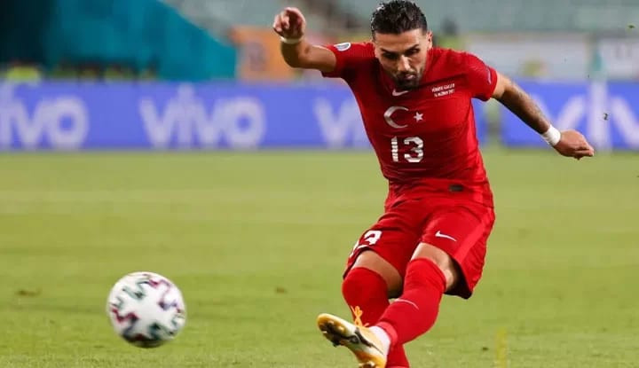 Umut Meraş, İstanbul'a geldi!