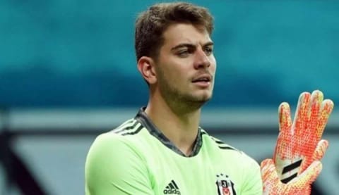 Utku Yuvakuran'ın gözü Şenol Güneş'te!