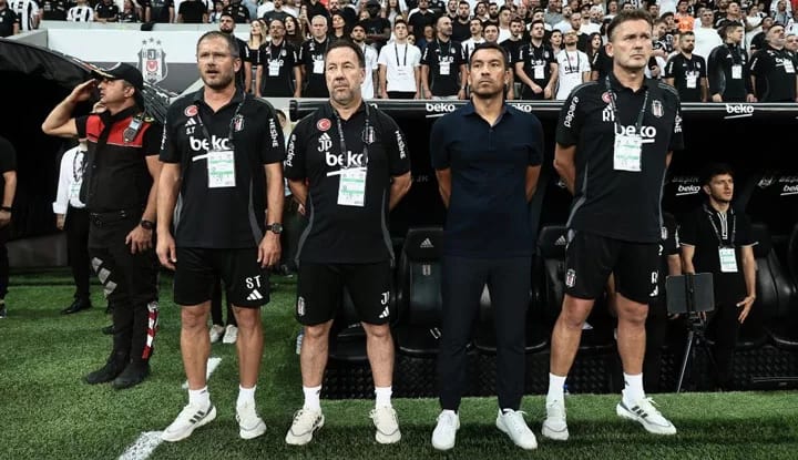 Van Bronckhorst'tan Gedson ve Masuaku açıklaması!