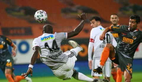 "VAR'da Suat Aslanboğa monitörleri kapamış?"