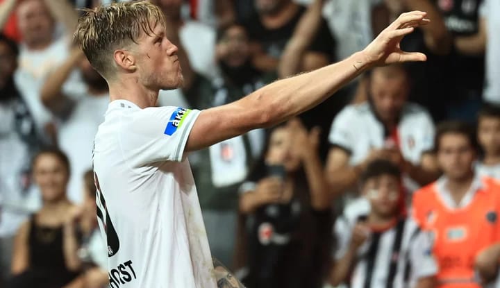 Weghorst'un gol orucu kısa sürdü!