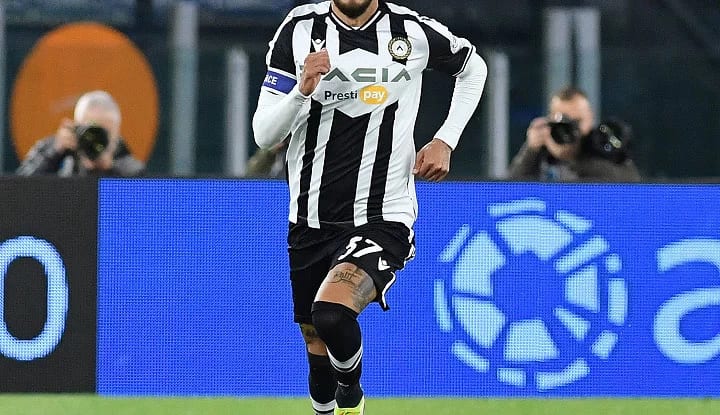 Yıldız futbolcudan Beşiktaş'a mesaj var! "Gelmek istiyorum"