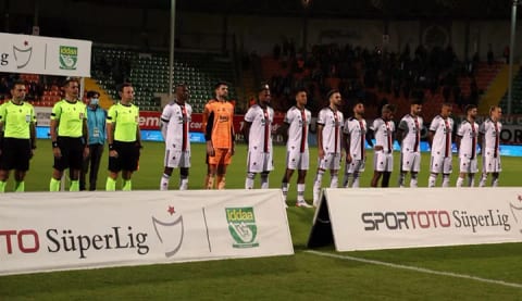 "Yıllardır futbolun içindeyim, böyle saçmalık görmedim"