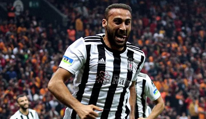 Yine Galatasaray derbisi, yine Cenk Tosun!