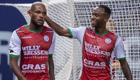 Larin şov devam ediyor! Yine attı!