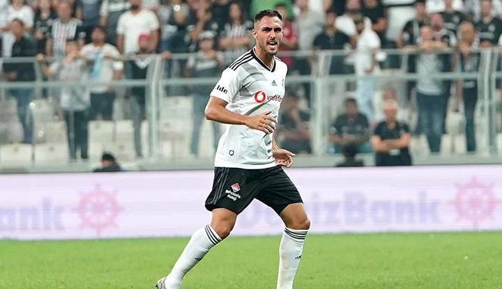 Beşiktaş'ta Victor Ruiz, sahalardan ne kadar uzak kalacak?