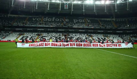 "Beşiktaş, herkese örnek olsun"