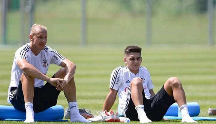 Beşiktaş'ta Ajdin Hasic, resmi imzayı atıyor!