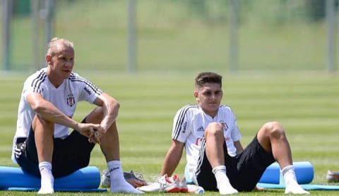 Beşiktaş'ta Ajdin Hasic, resmi imzayı atıyor!