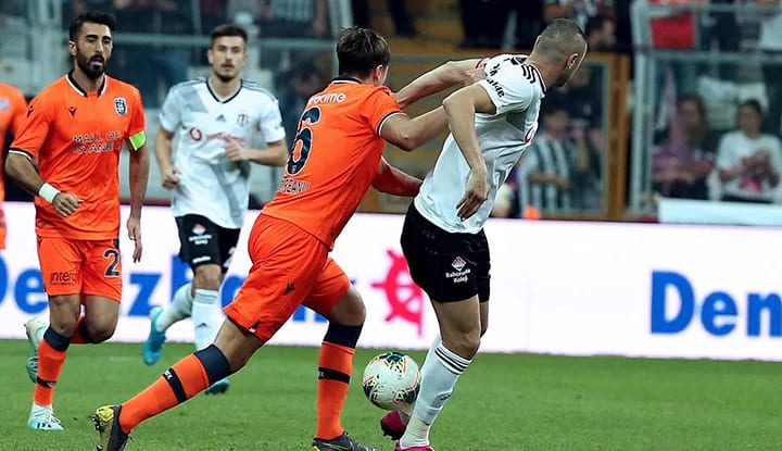İşte Başakşehir-Beşiktaş maçının muhtemel 11'leri!