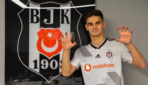 Ajdin Hasic bir var, bir yok!