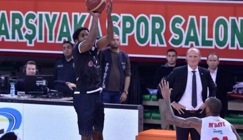 Beşiktaş Sompo Sigorta, Pınar Karşıyaka deplasmanında mağlup!