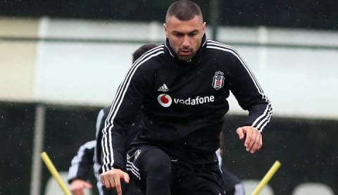 Beşiktaş'ta Burak Yılmaz'ın menajer gerçeği