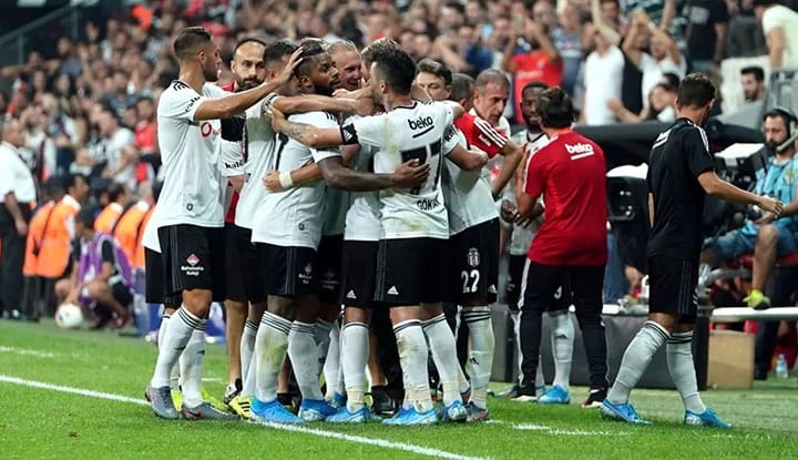 "Sanki geçen sezon da Beşiktaş’ta oynamış gibi"
