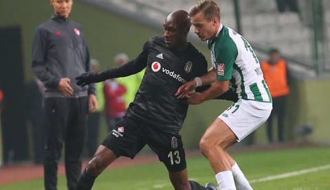Beşiktaş'ta Atiba'dan maça damga vuran istatistikler!
