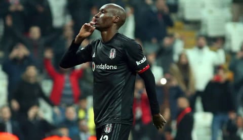 Flaş gelişme! Beşiktaş Belediyesi, Atiba'nın heykelini dikecek mi? İşte Beşiktaş Belediye Başkanı Rıza Akpolat'ın açıklamaları...