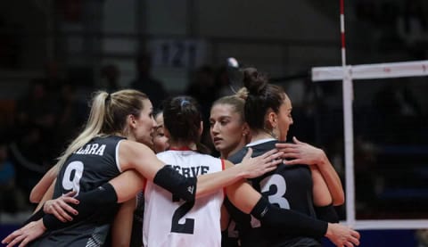 Kadın Voleybol Takımı'nda büyük şok! Tüm oyuncular serbest kalıyor!