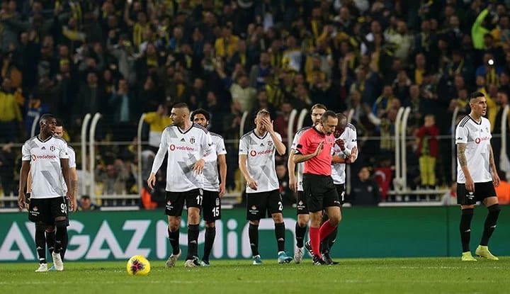Beşiktaş, deplasmanda derbi kazanamıyor! 33 maçta...