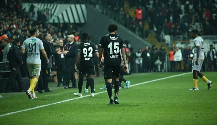 "Bazı futbolcular, formanın ağırlığını taşıyamıyorlar; örnek..."