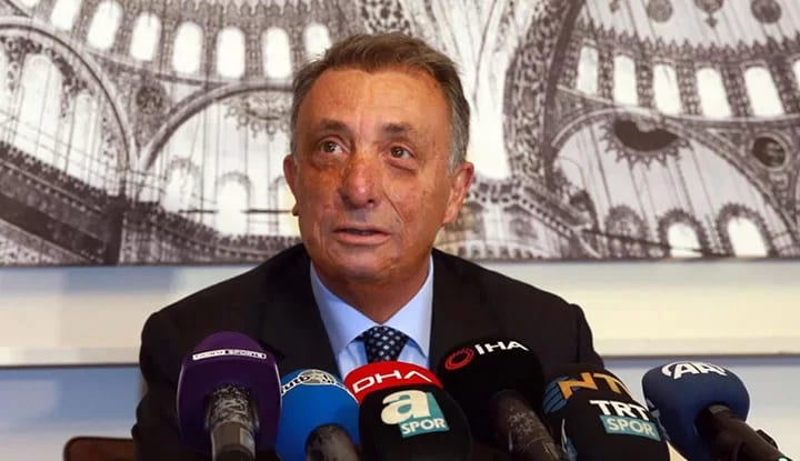 Ahmet Nur Çebi, listesinde yer alan isimleri tanıttı!