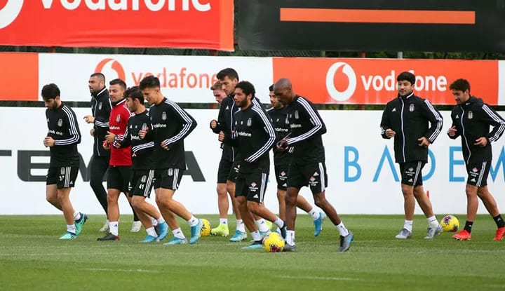 Beşiktaş'ta Konyaspor maçı öncesi son gelişmeler! Bir isme uyarı geldi!