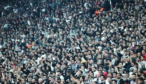 Beşiktaşlı taraftarlardan Gazişehir Gaziantep'e bilet fiyatları tepkisi! İki maç arasında inanılmaz fark!