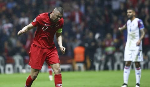 Burak Yılmaz'dan sakatlık ve Şenol Güneş açıklaması!