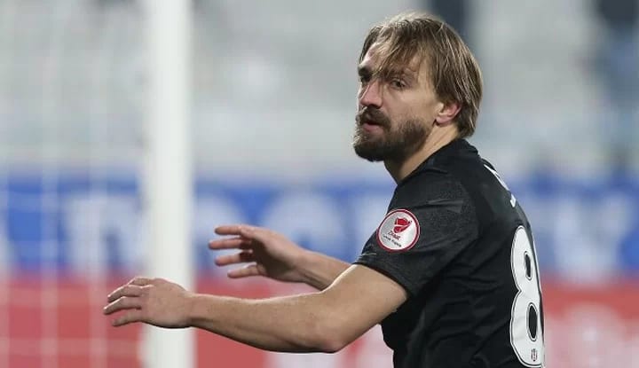 Beşiktaş'ta savunma alarm veriyor!