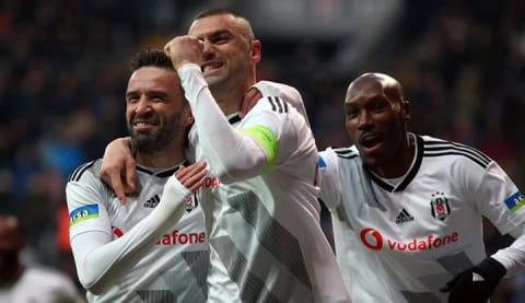 Beşiktaş'ta Burak Yılmaz kararı verildi!