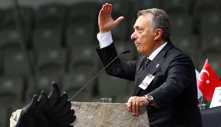 Ahmet Nur Çebi'ye tebrik mesajları yağdı!