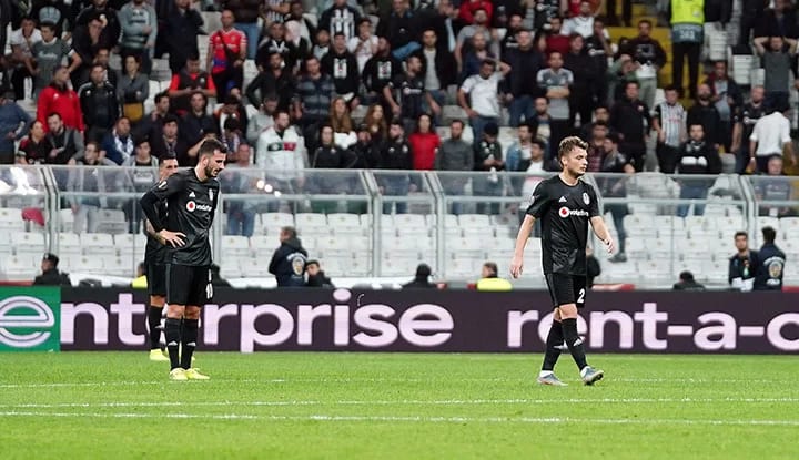 Beşiktaş'tan tarihe geçen yenilgi!